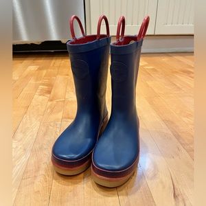 Kids size 2 rain boots